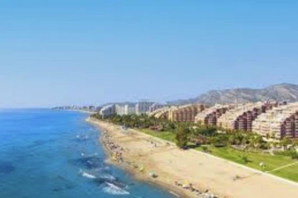 Adosado Unifamiliar Holiday home Cabanes (Valencia)